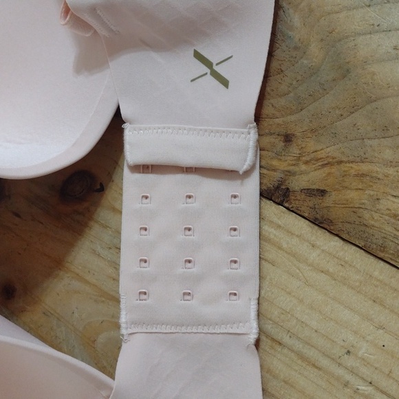 Knix Wing Woman Contour Wireless Bra in Rose Water Size 8+ NWT - Picture 9 of 11